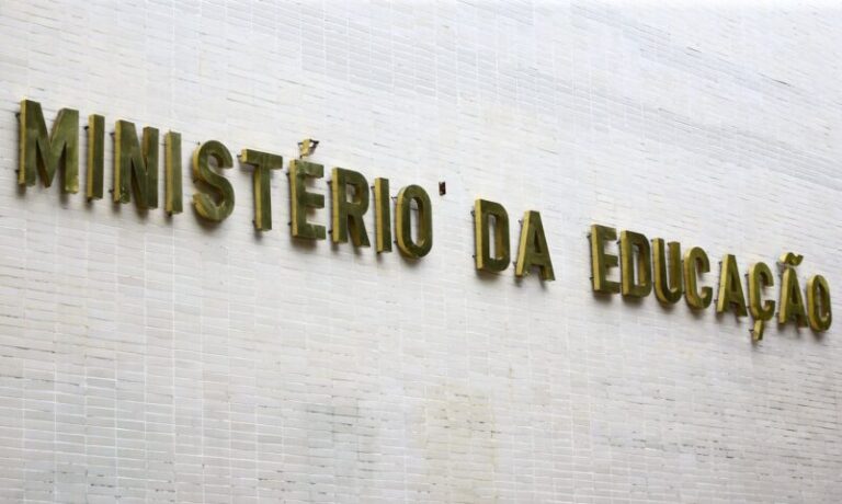 Ensino fundamental retoma trajetória positiva do período pré-pandêmico