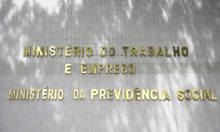Greve de médicos peritos da Previdência termina após 235 dias