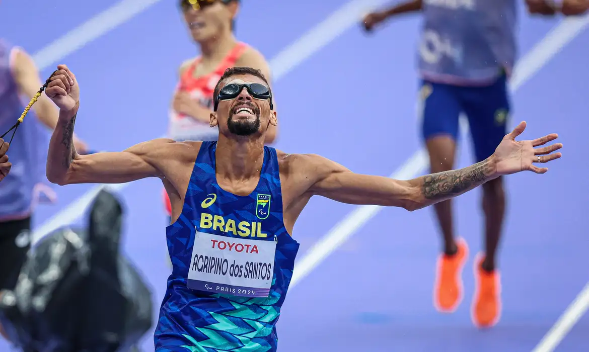 - Júlio César Agripino é ouro e bate recorde mundial na corrida dos 5 km
