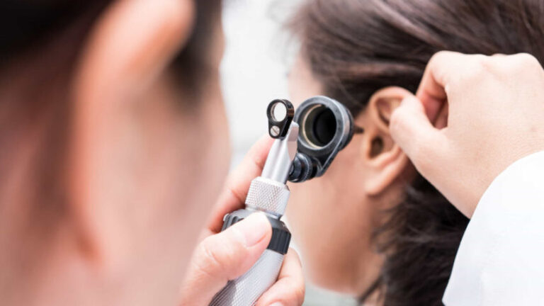 Verão: saiba como se proteger da Otite