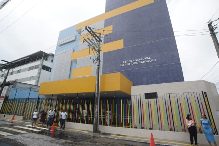 Prefeitura fecha 2023 com novas escolas, centro de formação de professores e fomento à Educação Digital