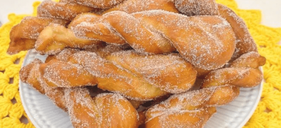 A melhor receita da vovó! Rosquinha Caseira: Não dá pra comer uma só.