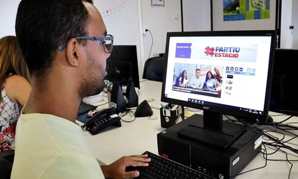 Governo do Estado convoca 3.953 universitários para o Partiu Estágio