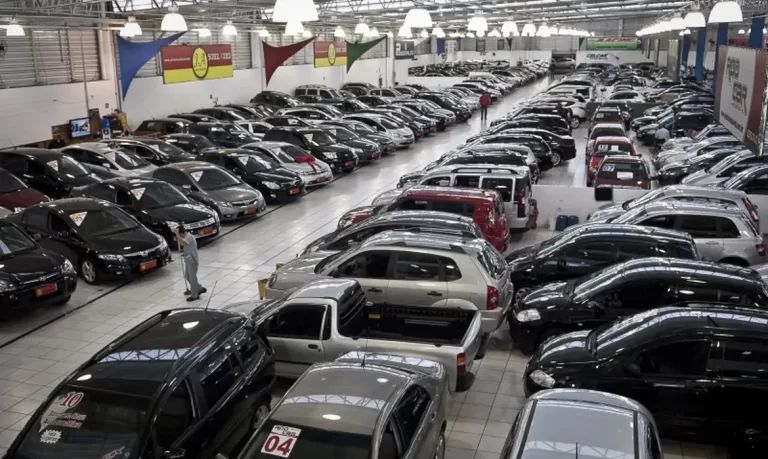 Vendas de veículos no Brasil têm melhor primeiro trimestre desde 2008, aponta Fenabrave