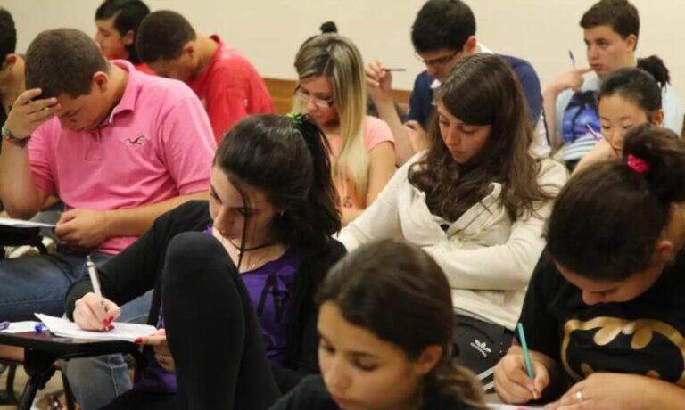 Concurso unificado: inscrições com isenção de taxa vão de 19 a 26/1; pagantes tem até fevereiro